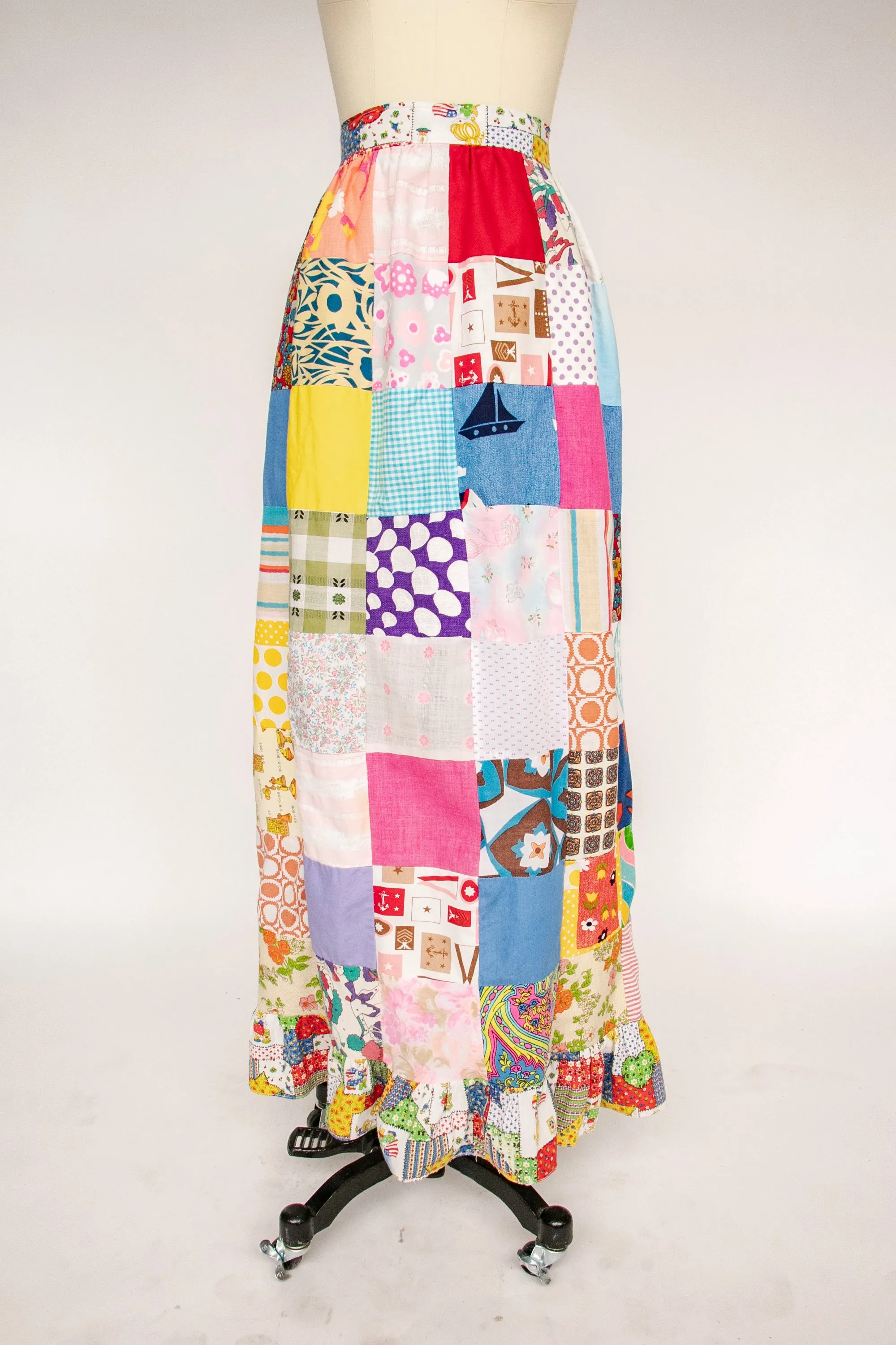 1970s Quilted Patchwork 1970s Maxi Skirt S