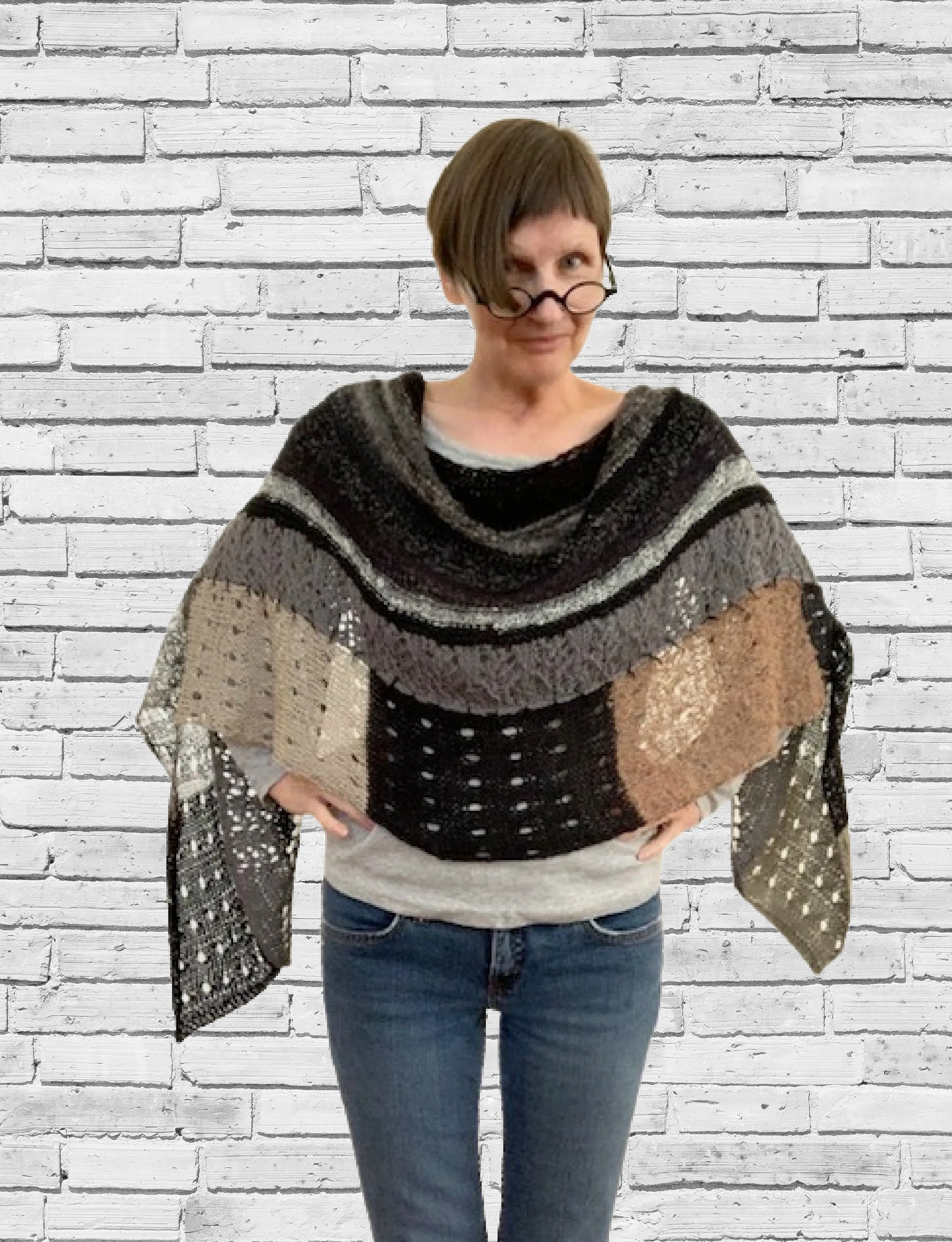 AJour, a 3 in one shawl kit