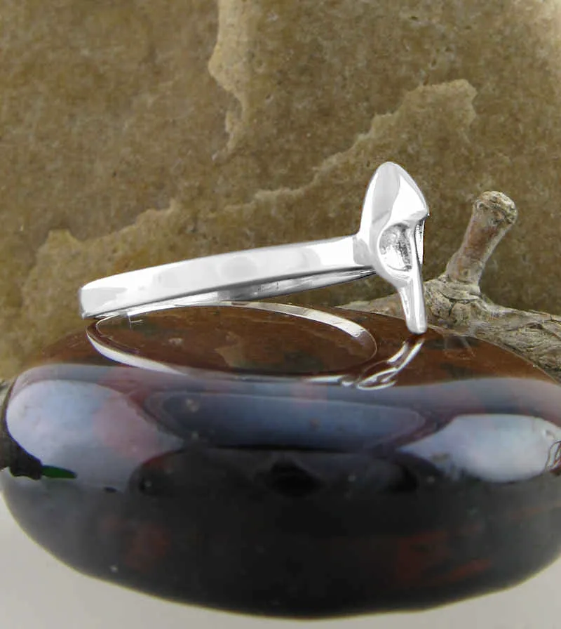 Bell-Shaped Mushroom Ring