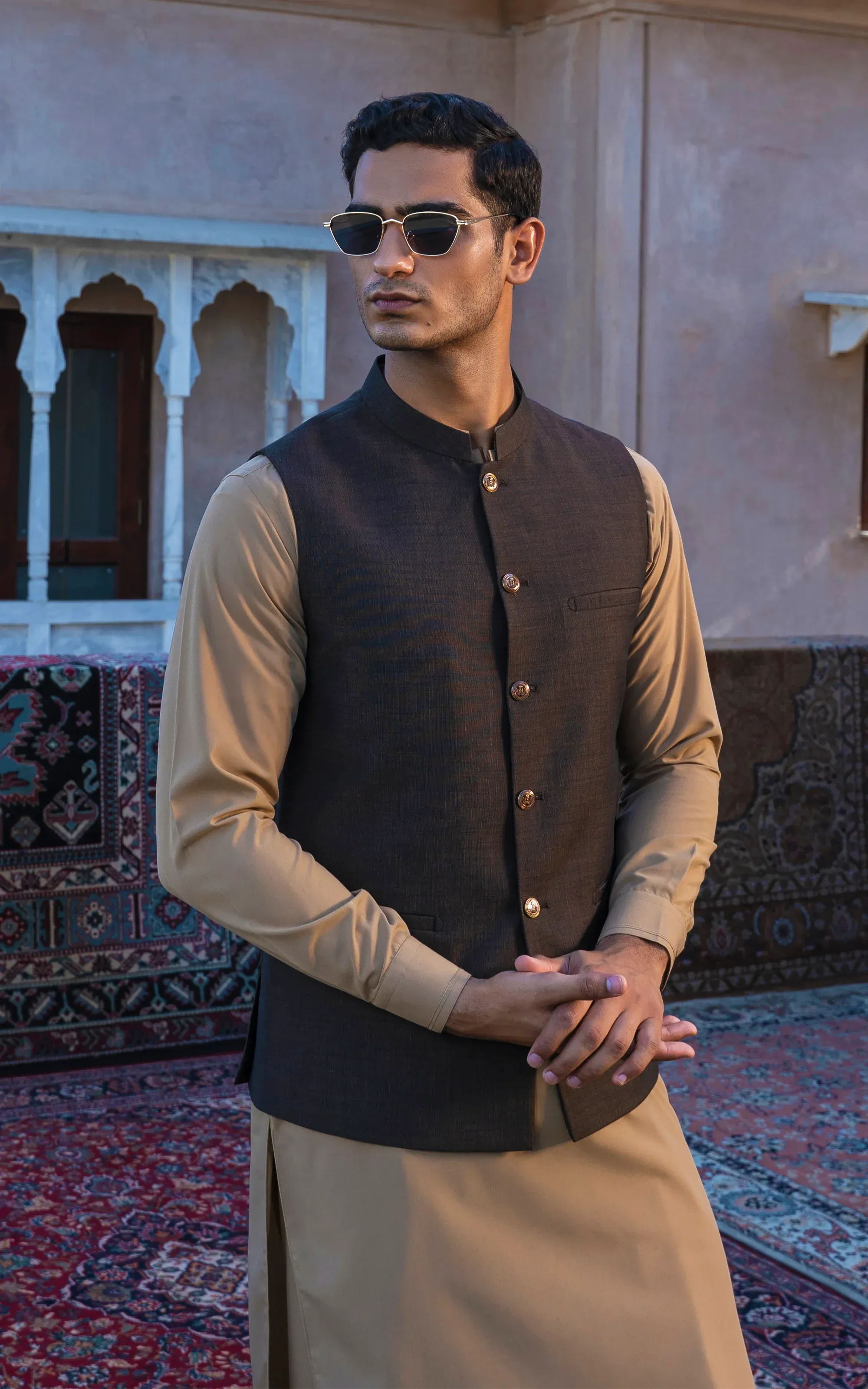 BLENDED WAISTCOAT - SIGNATURE COLLECTION  DARK BROWN