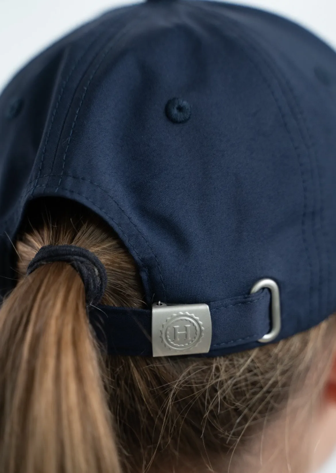 Capari Sports Cap in Denim & Navy