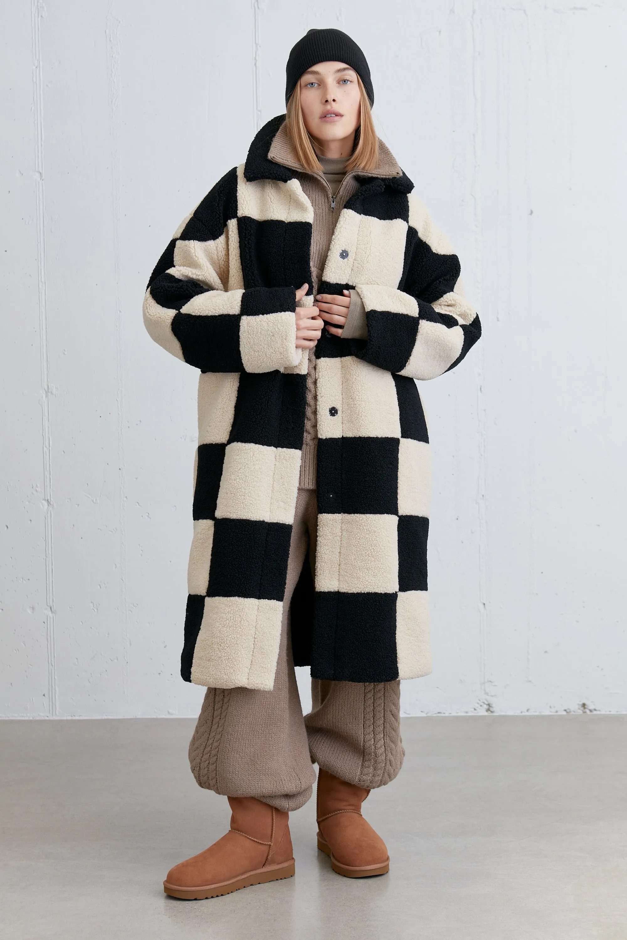 CHECKERED SHERPA COAT