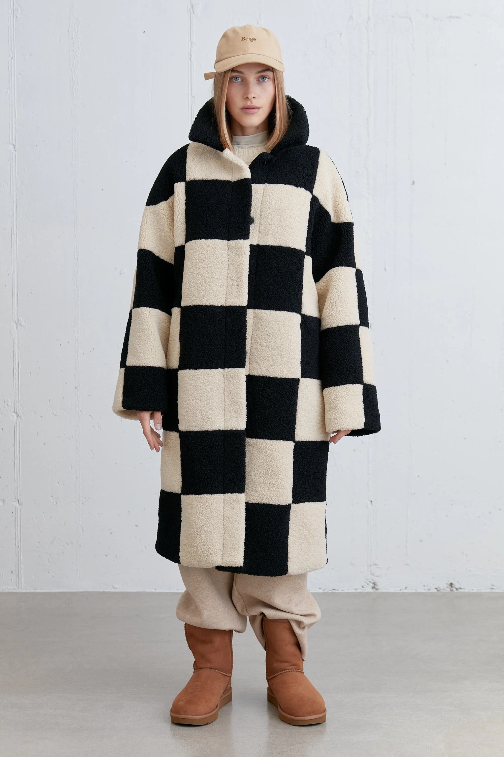 CHECKERED SHERPA COAT