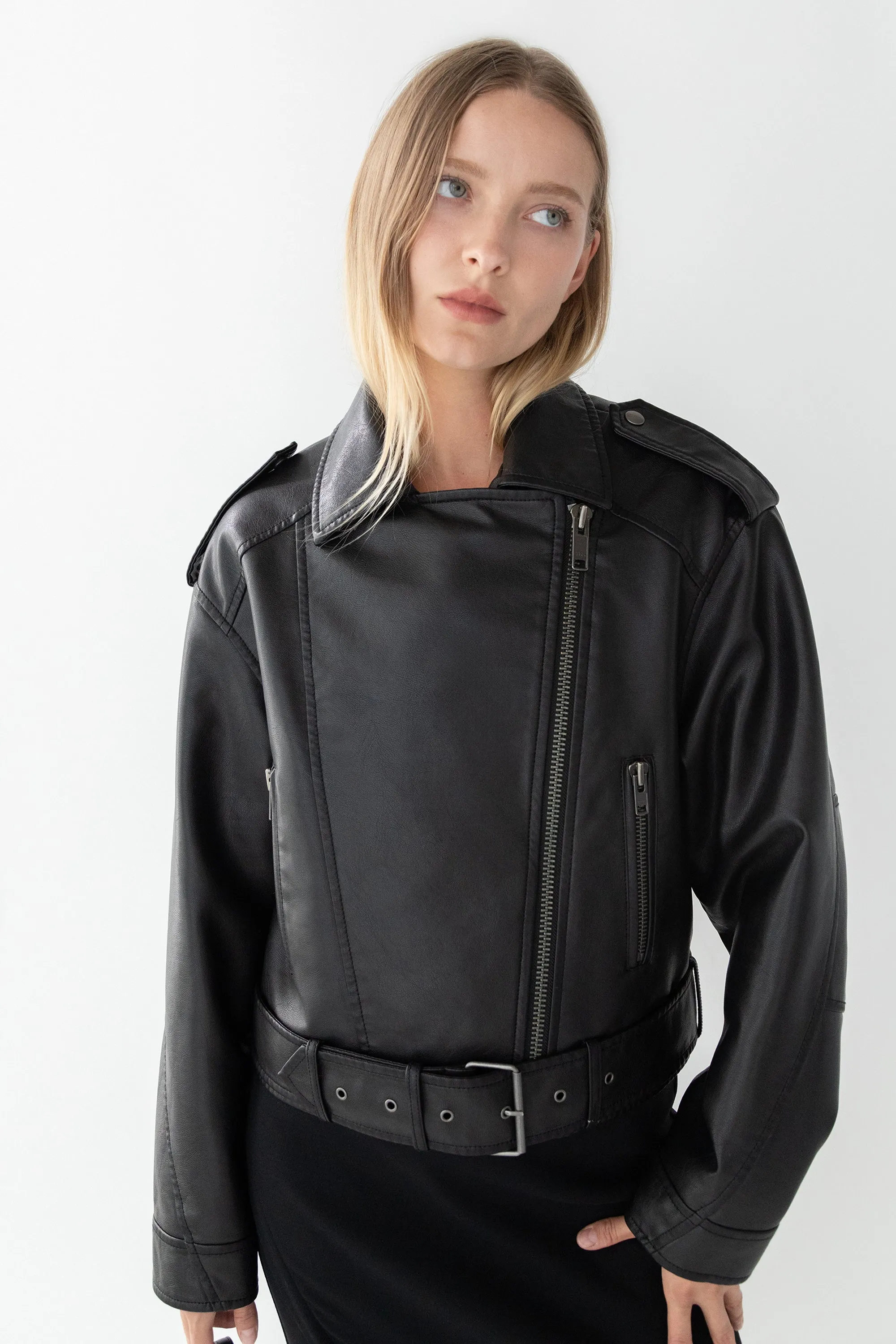 CROPPED VEGAN LEATHER MOTO JACKET