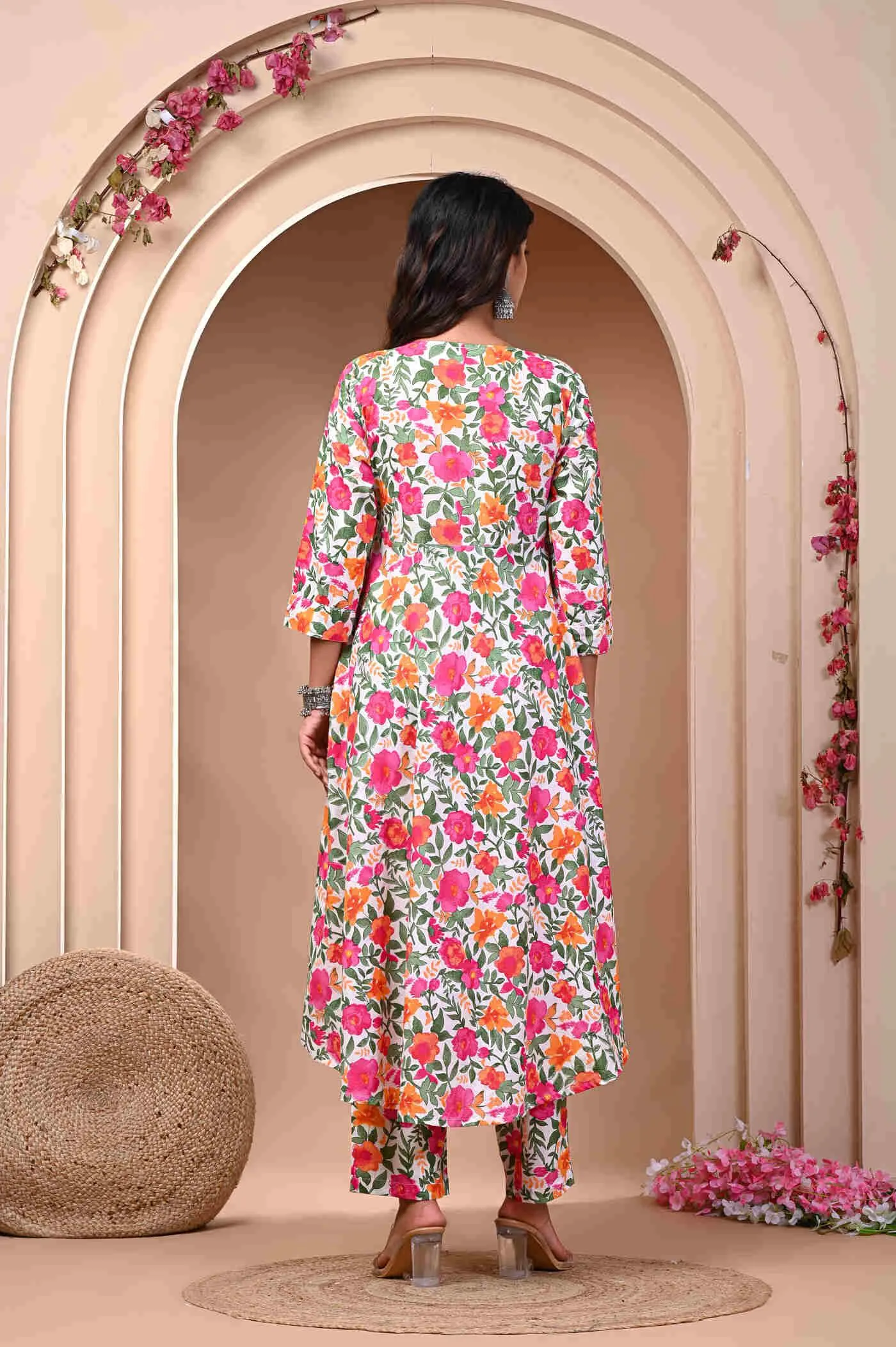 Elegance Floral Print Kurta Pant Set