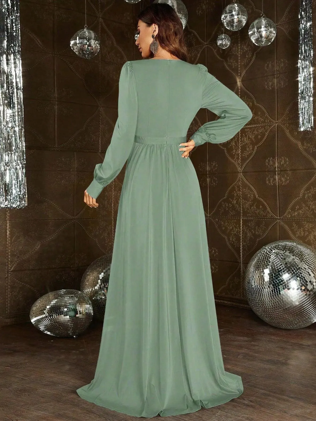 Elegant Plunging Neck Long Sleeves Slit Dresses