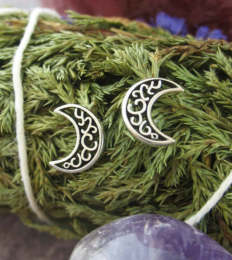 Filigree Crescent Moon Stud Earrings