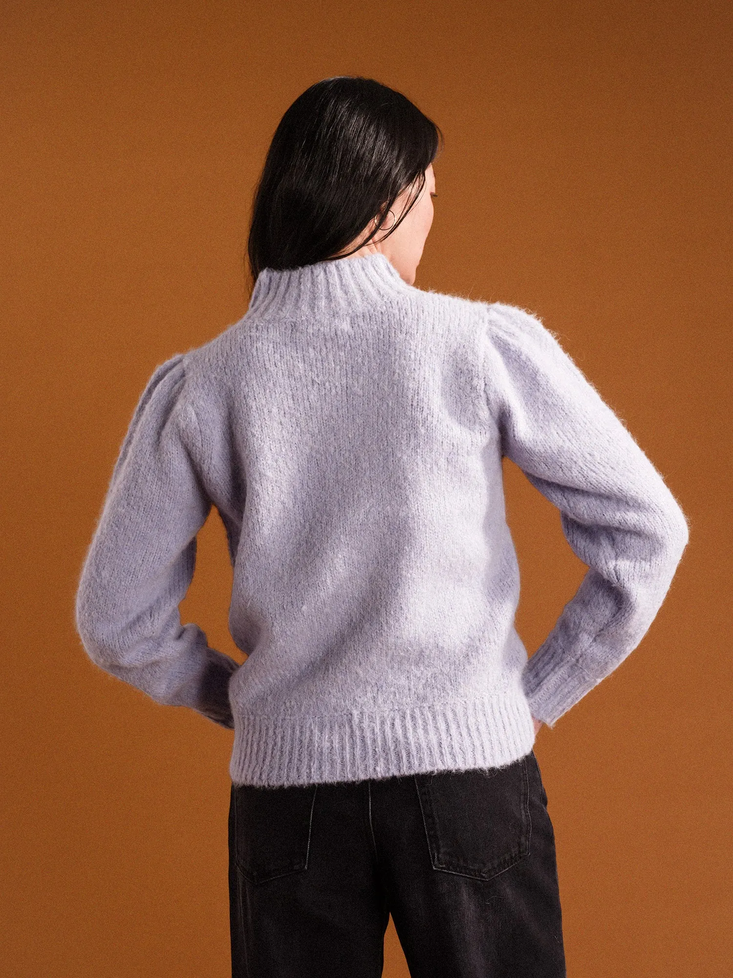 Fleur Solid Pullover