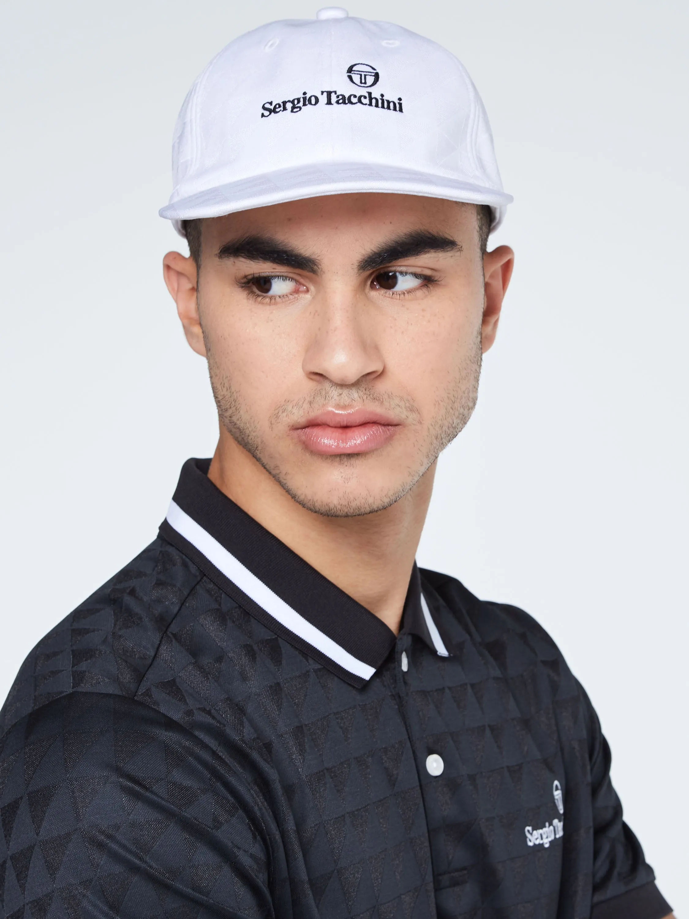 Geo Cap-White