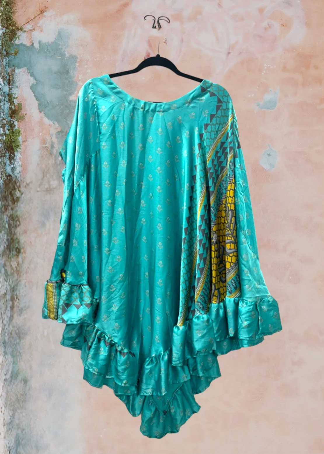 KB Silk Poncho 0824 029