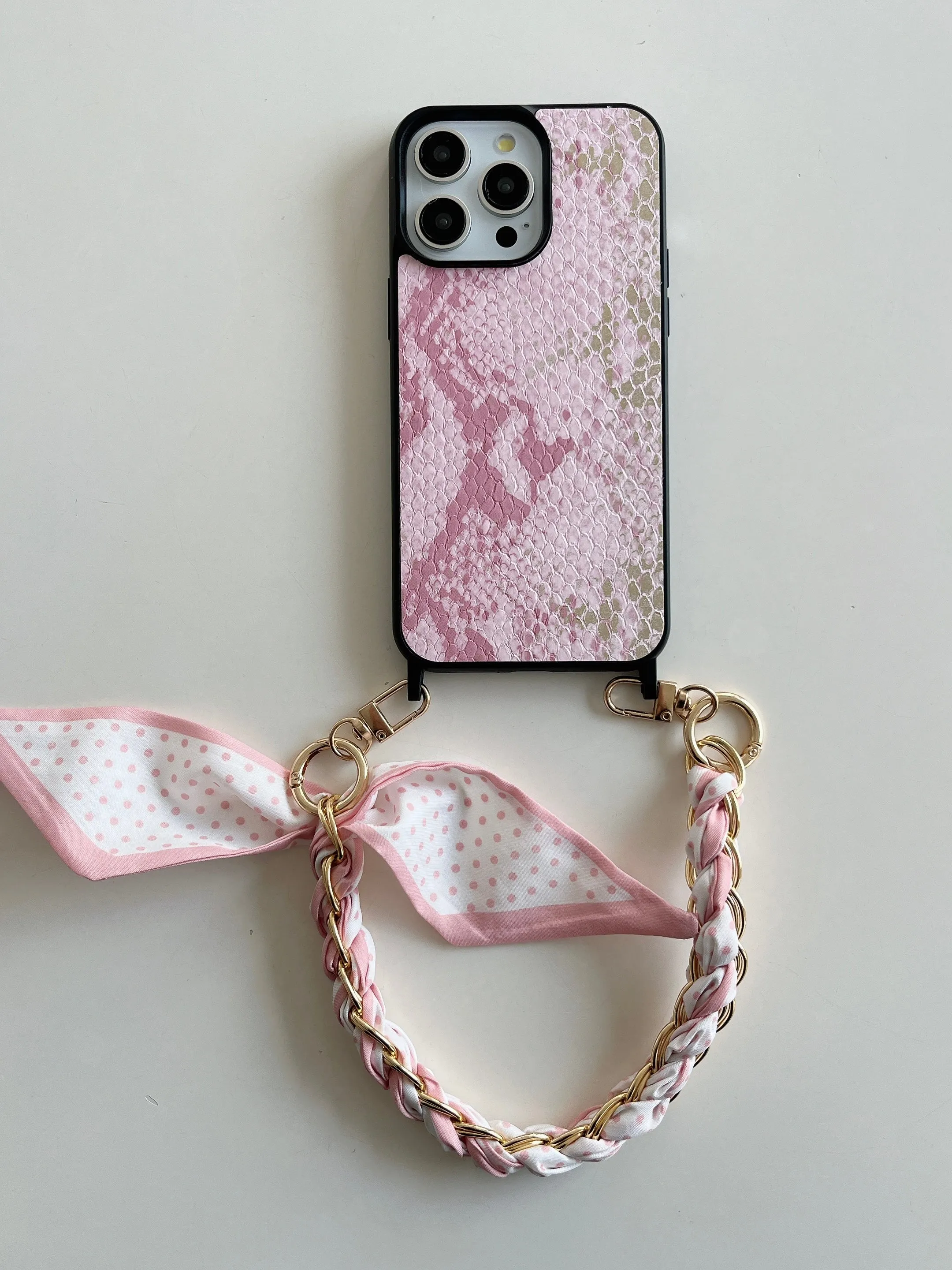 Snake Skin Holograpic iPhone Case With Anti Fall Hand Bracelet