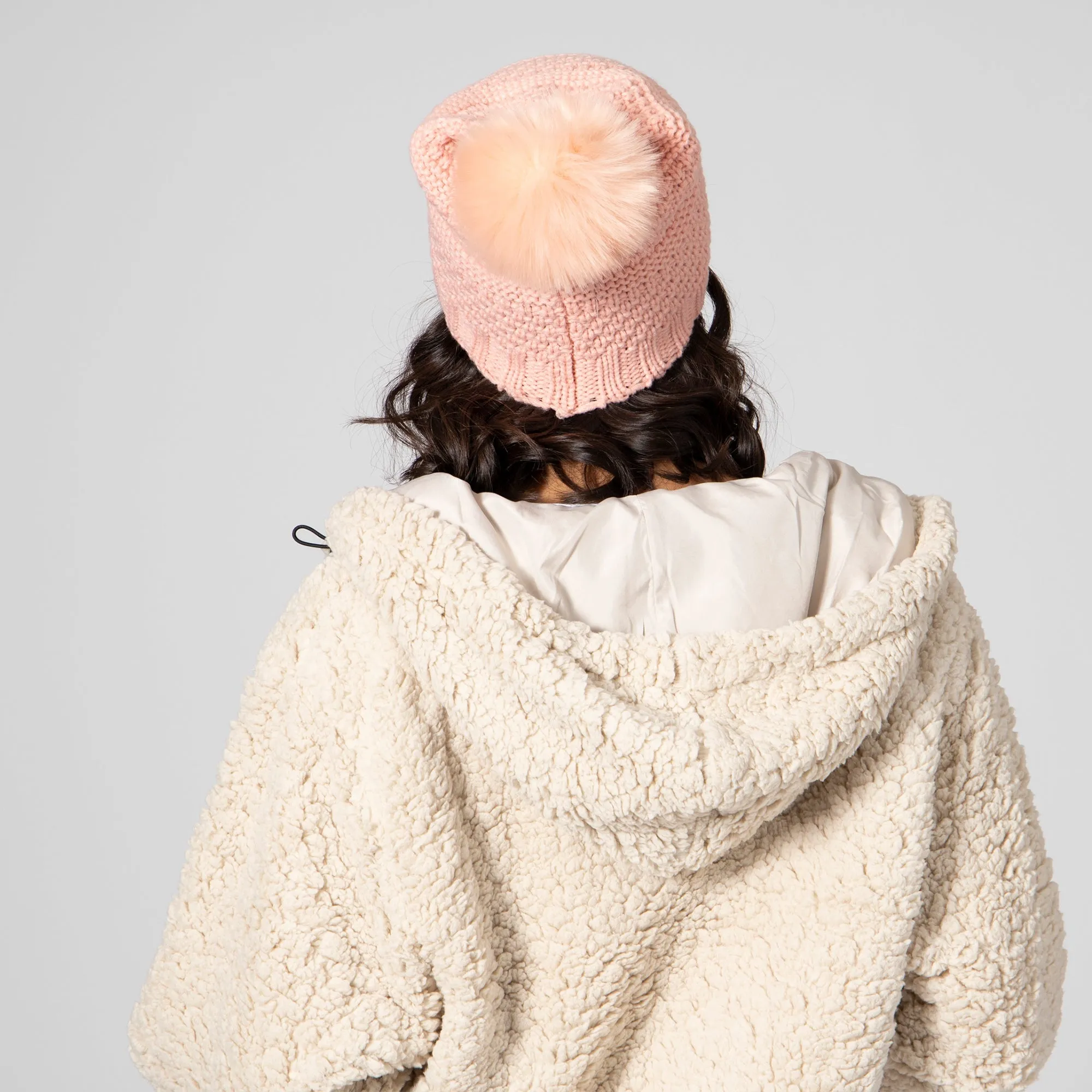 Women's Knit Beanie w/Faux Fur Pom